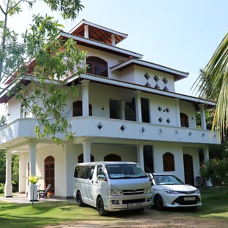 Villa Sureka Hikkaduwa Exterior photo