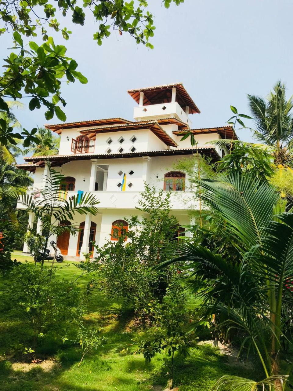 Villa Sureka Hikkaduwa Exterior photo