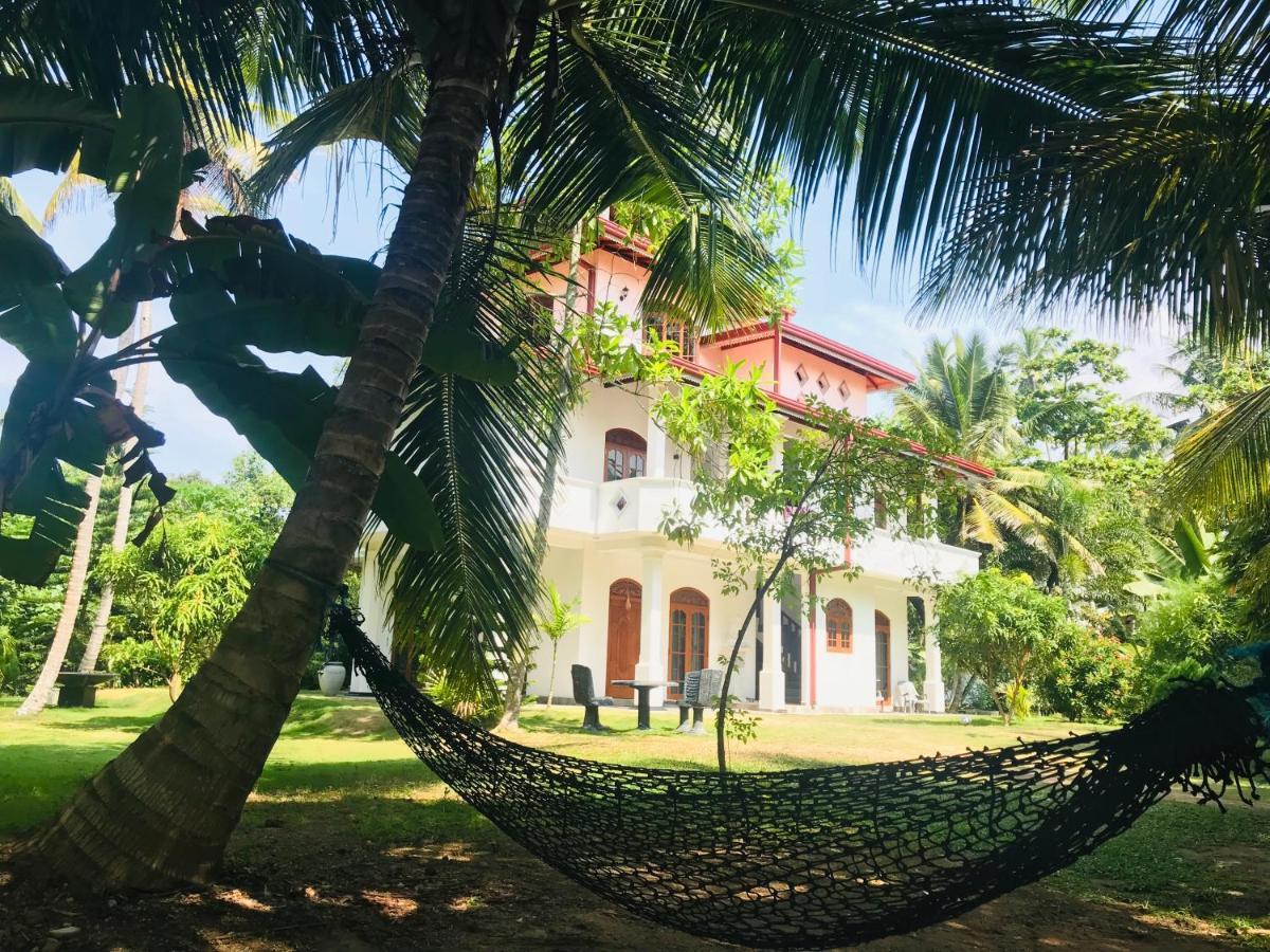 Villa Sureka Hikkaduwa Exterior photo